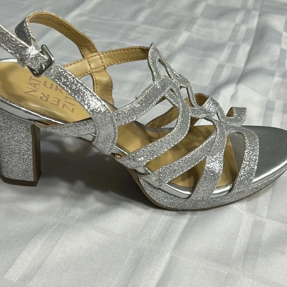 NATURALIZER heel shoes women sz 6.5 .silver glitter platform,strappy,cut outs - Picture 2 of 15